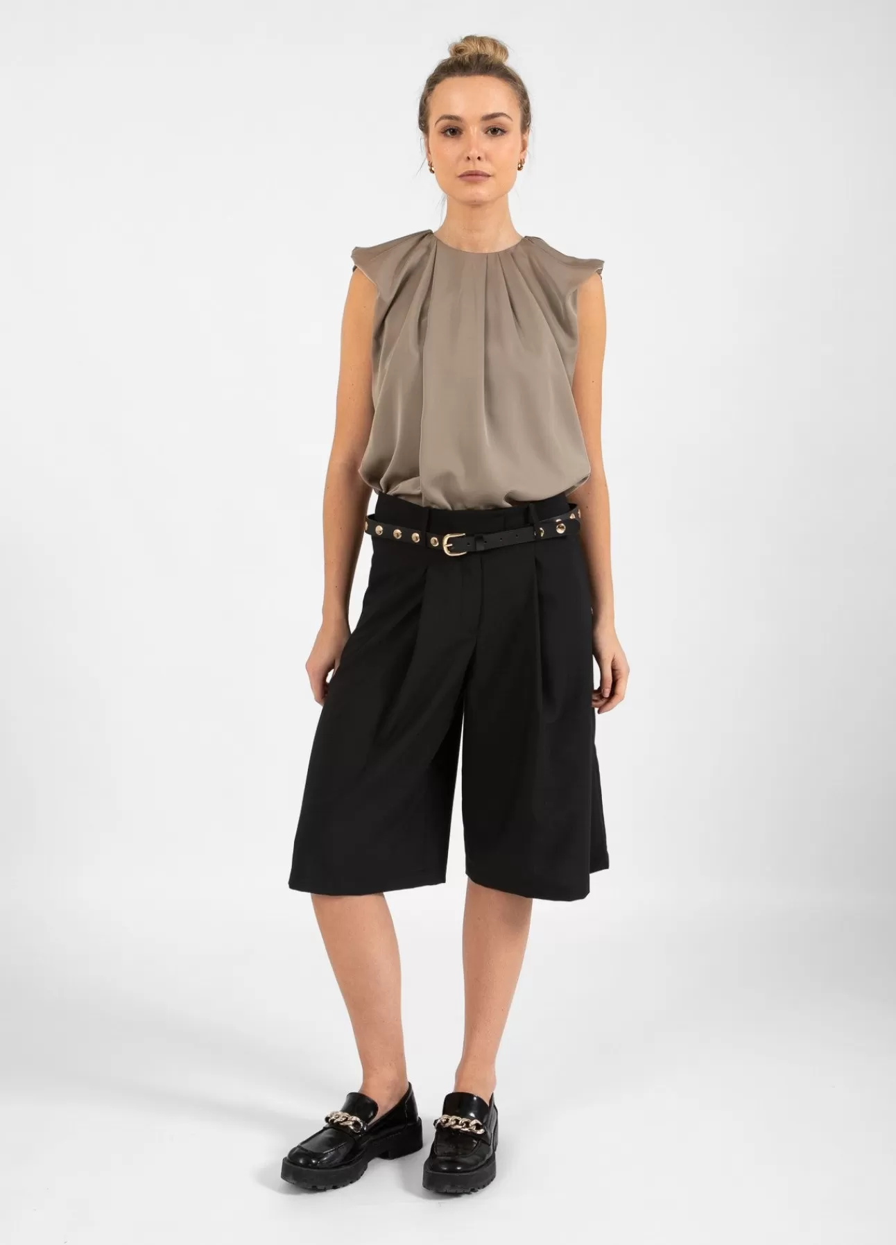 Dame Coster Copenhagen LANGE SHORTS MED BREDE BEN